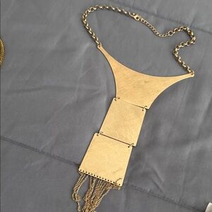 Elegant Gold Necklace